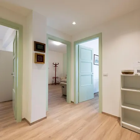 A Casa Di Nani Apartment *